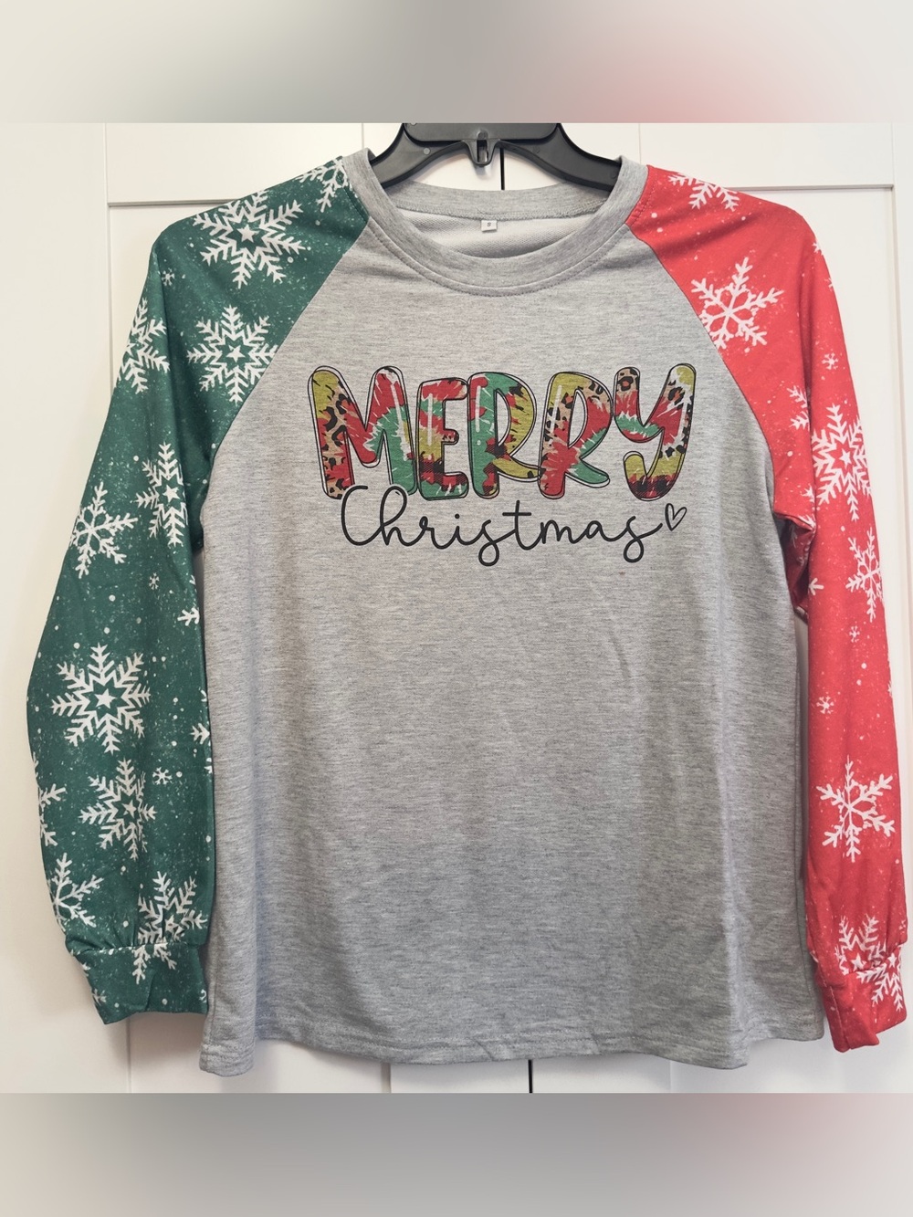 Merry Christmas Long Sleeve Tee Women’s Sz SM NEW!